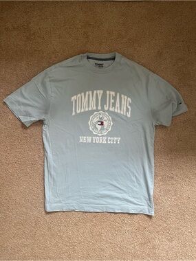Tommy Jeans light blue t shirt relaxed fit